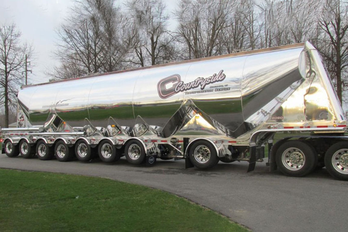 MAC Pneumatic Tank Trailer